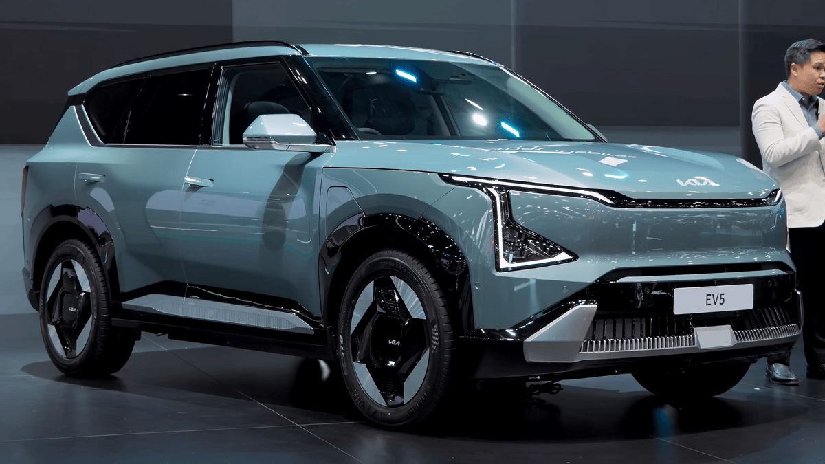 grå kia ev5 suv